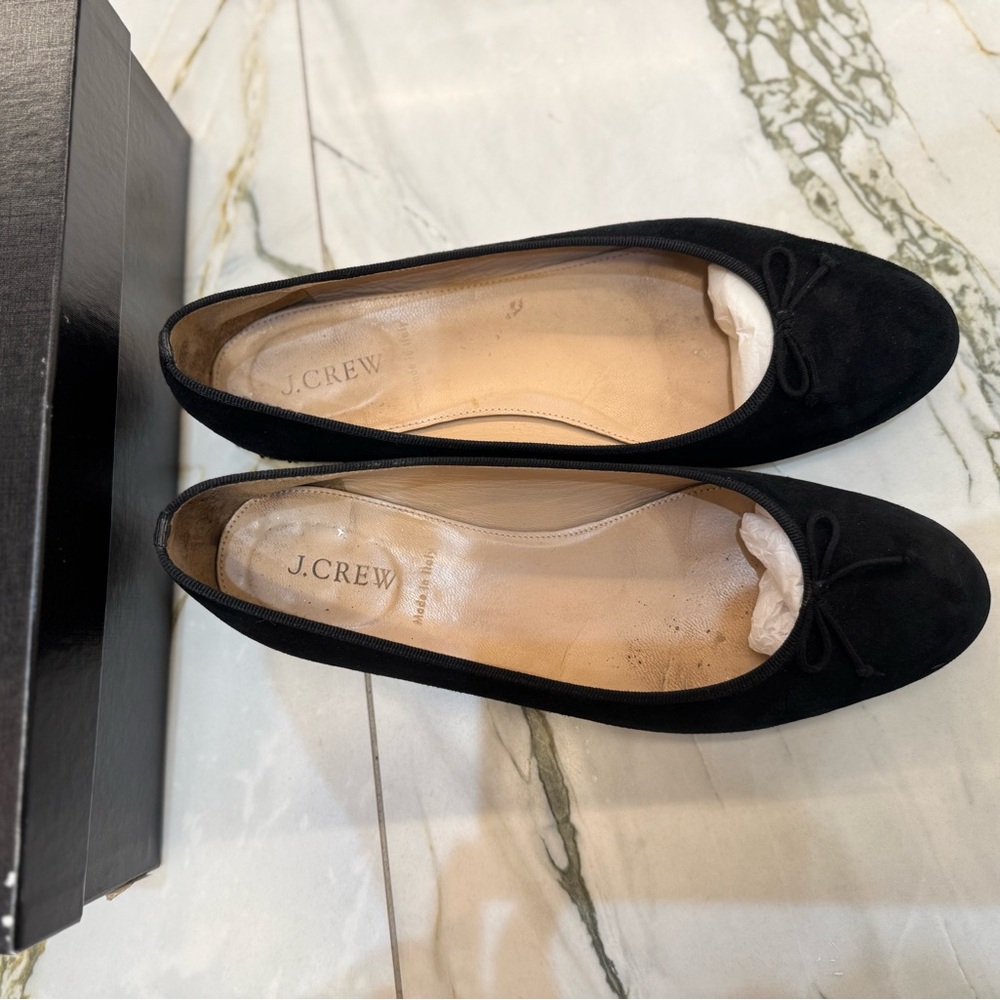 J. Crew Black Suede Ballet Flats with Gold Studded Heel.Size 9 1/2 Made in italy - Picture 6 of 16